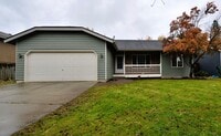 Building Photo - 3 bed 2 bath Rancher