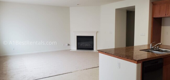 Building Photo - 2513 Guadalajara Dr