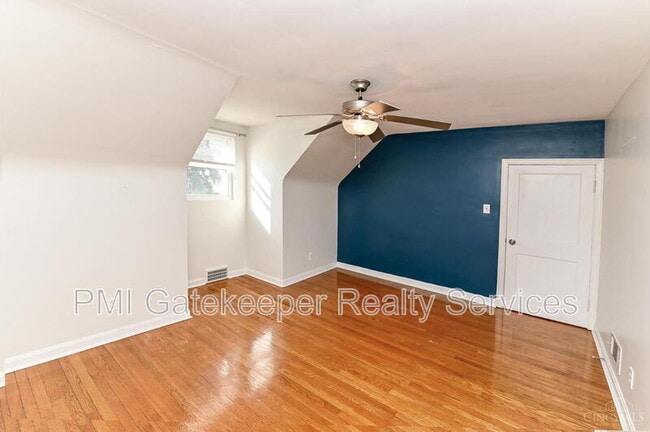 Building Photo - 5618 Leumas Rd