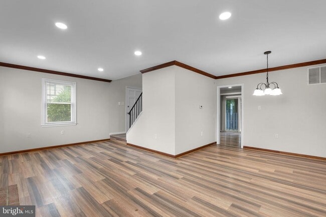 Building Photo - 3351 Buehler Ct