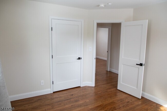 Building Photo - 711 Brooklyn Ave