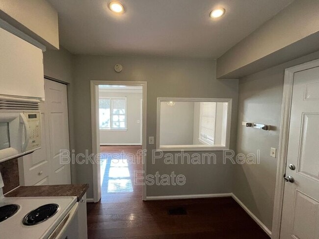 Building Photo - 2919 W Britt David Rd