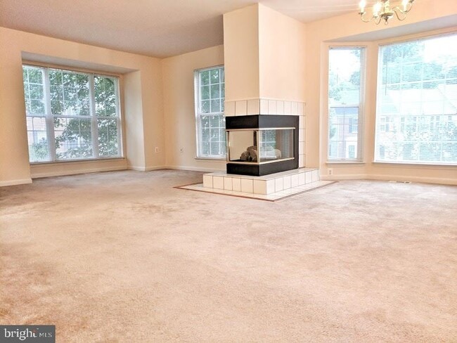 Building Photo - 6651 Kelsey Point Cir