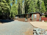 Building Photo - Upper Pioneer Home
