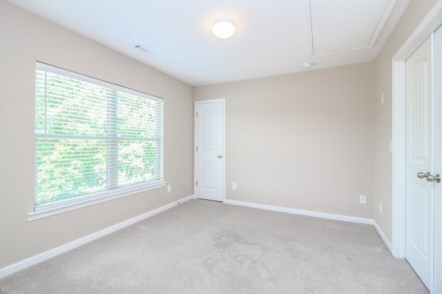 Building Photo - 24 Quail Bend Loop