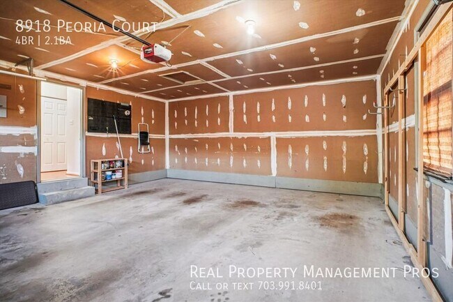 Building Photo - 8918 Peoria Ct