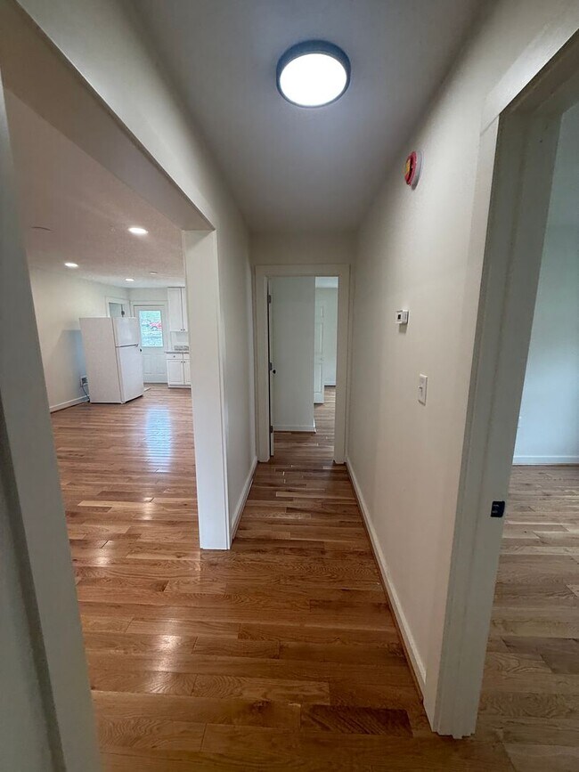 Building Photo - oliv3574