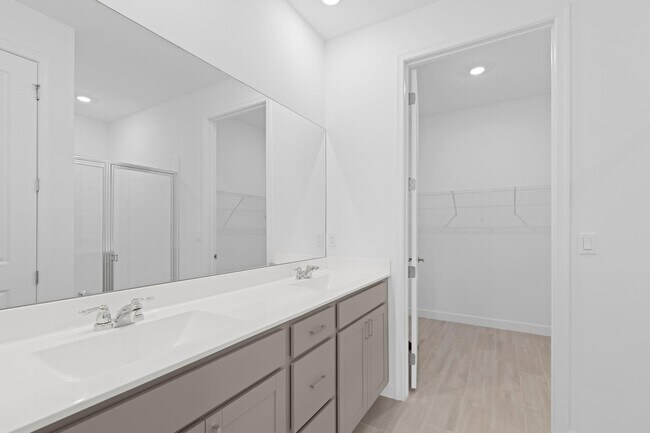 Building Photo - 5807 Shining Sea Ct