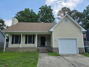 Building Photo - 1521 Kara Ct