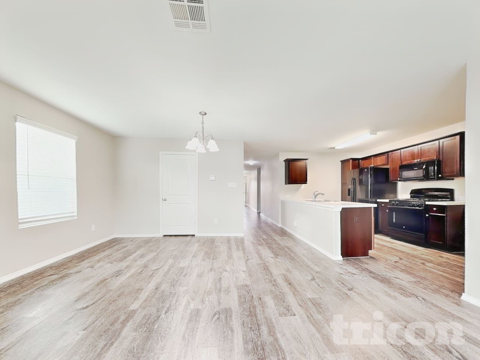 Building Photo - 424 Mallow Dr