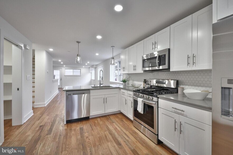 Kitchen - 909 N 20th St