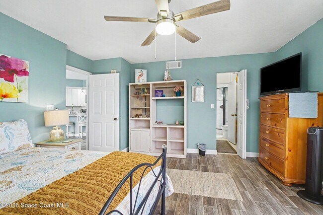 Building Photo - 2225 Jimmy Buffett Mem Hwy