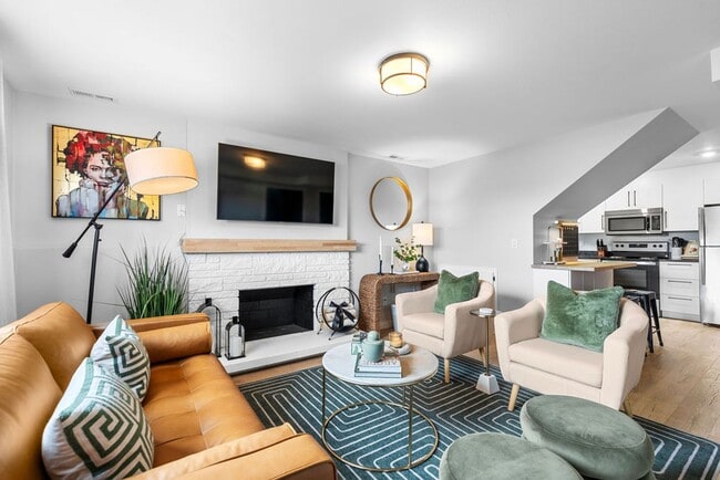 Building Photo - Cozy 2B/1B Unit A I Near Gonzaga/WSU/EWU & 5 Hospitals I Pet Friendly (Furnished)