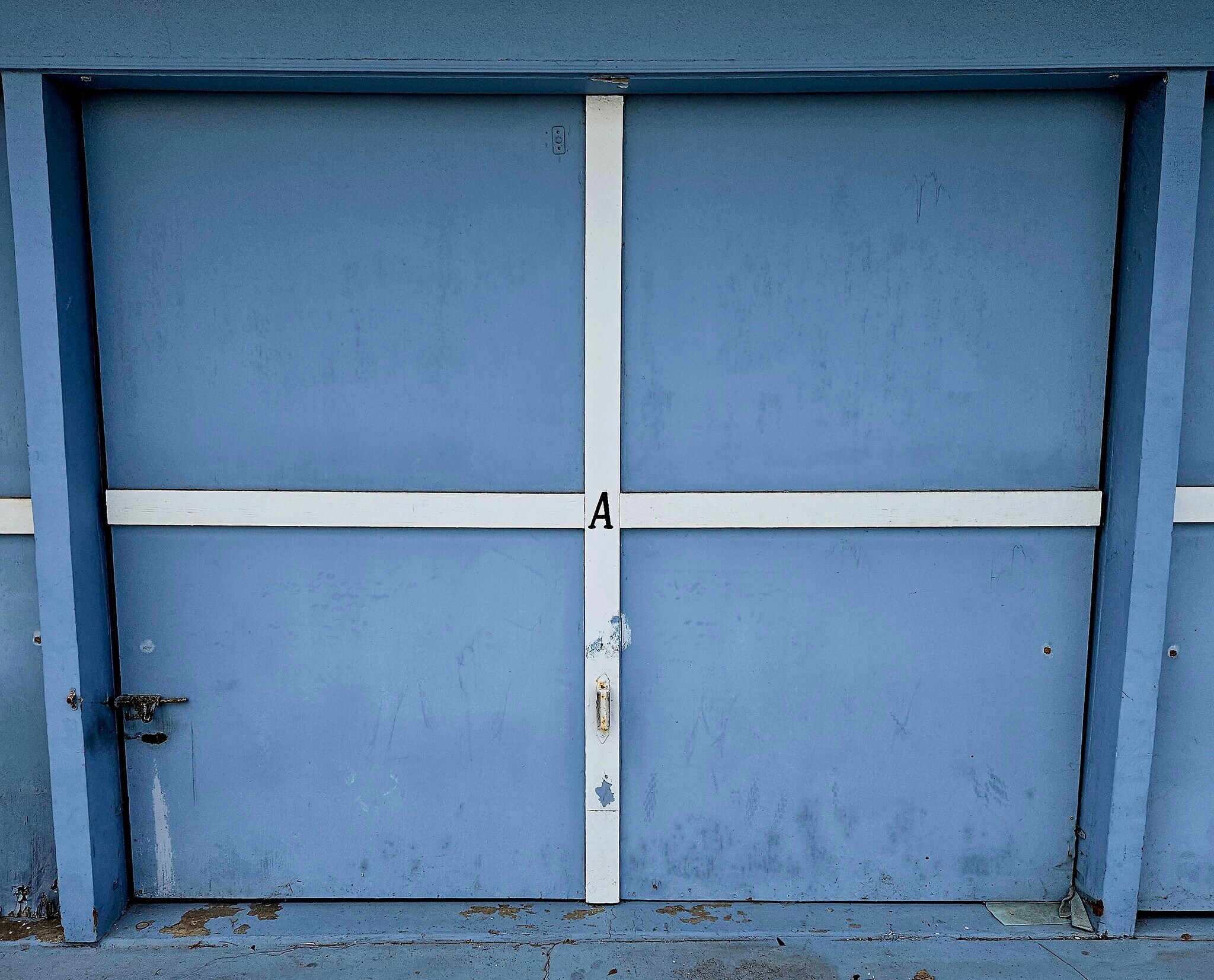 Private 1-car garage with assigned parking space in front. - 934 S Myers St