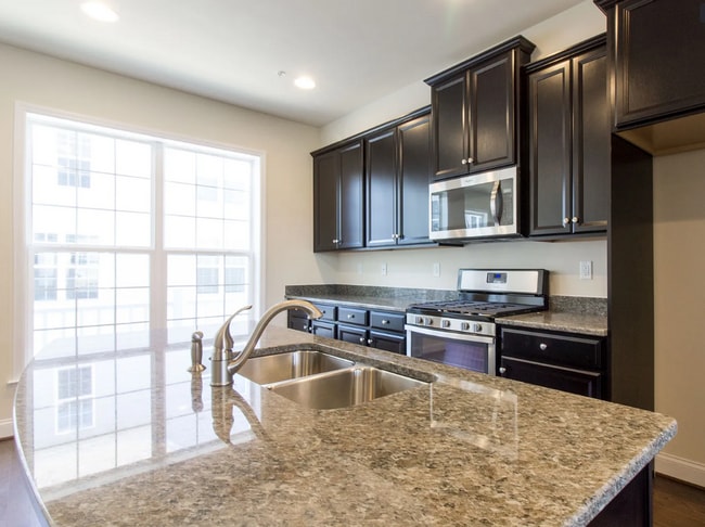 Building Photo - Belmont Development