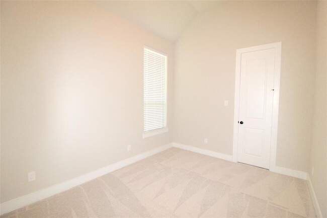 Building Photo - 2211 Almond Creek Ln