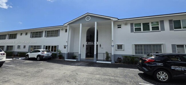 Building Photo - 1431 S 14th Ave