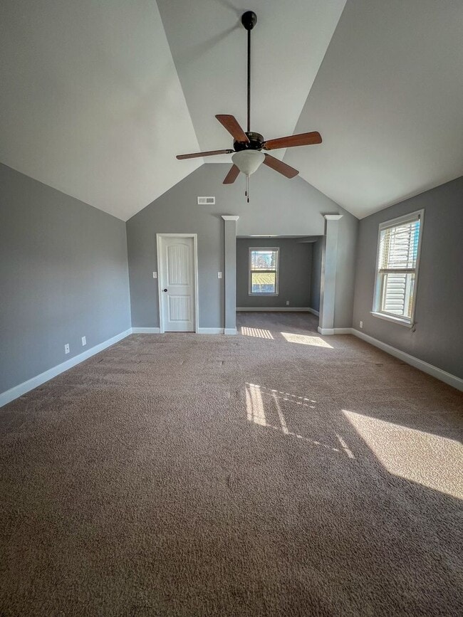 Building Photo - Short Term Leases Options! Gorgeous 5 Bedr...