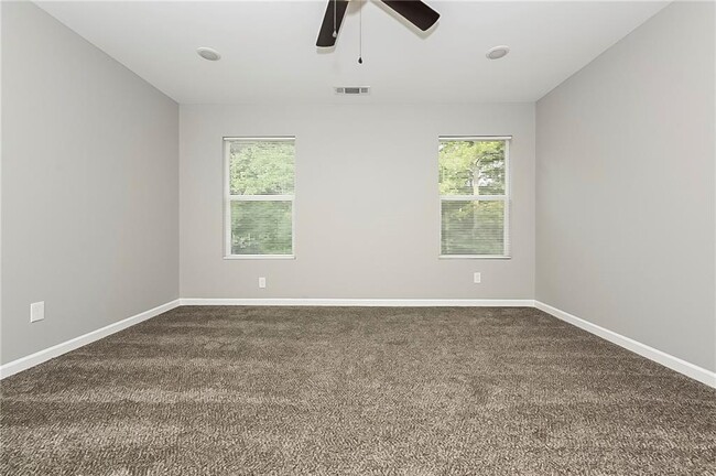 Building Photo - 251 Addy Ln