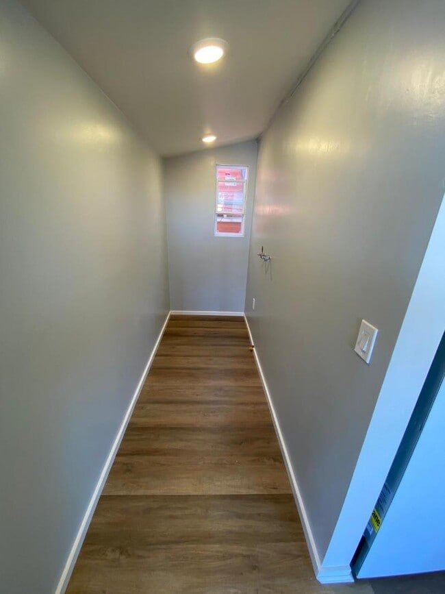 Building Photo - 3500 Portola Dr