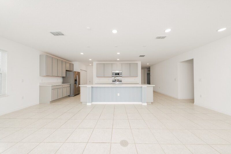 Building Photo - 557 Pawnee Ct