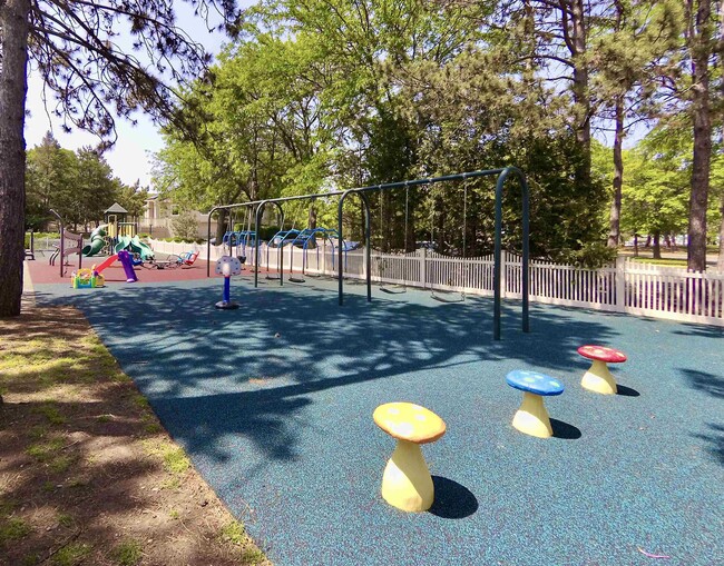 Building Photo - 195 Sandcastle Key