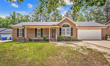 Building Photo - 2713 Leabrook Dr