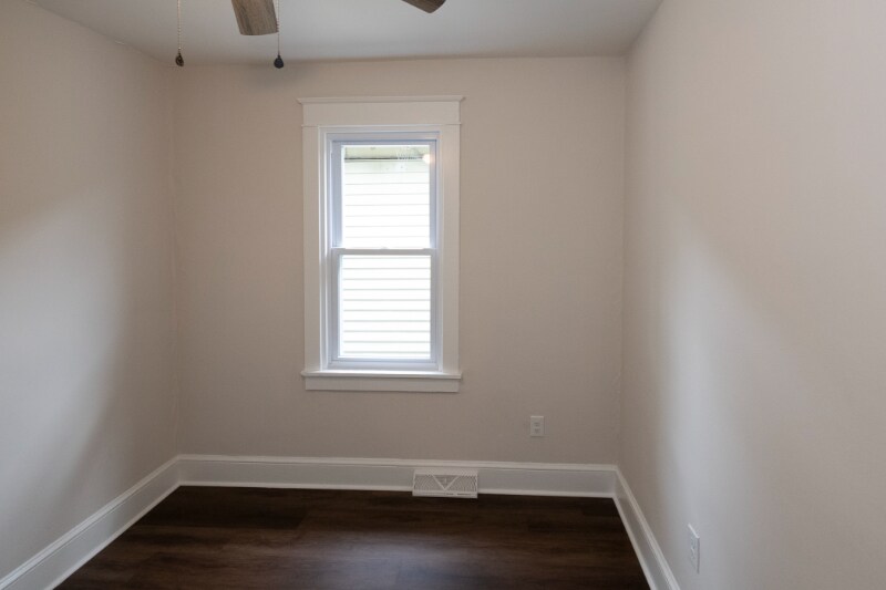 Building Photo - 1548 Webber Dr