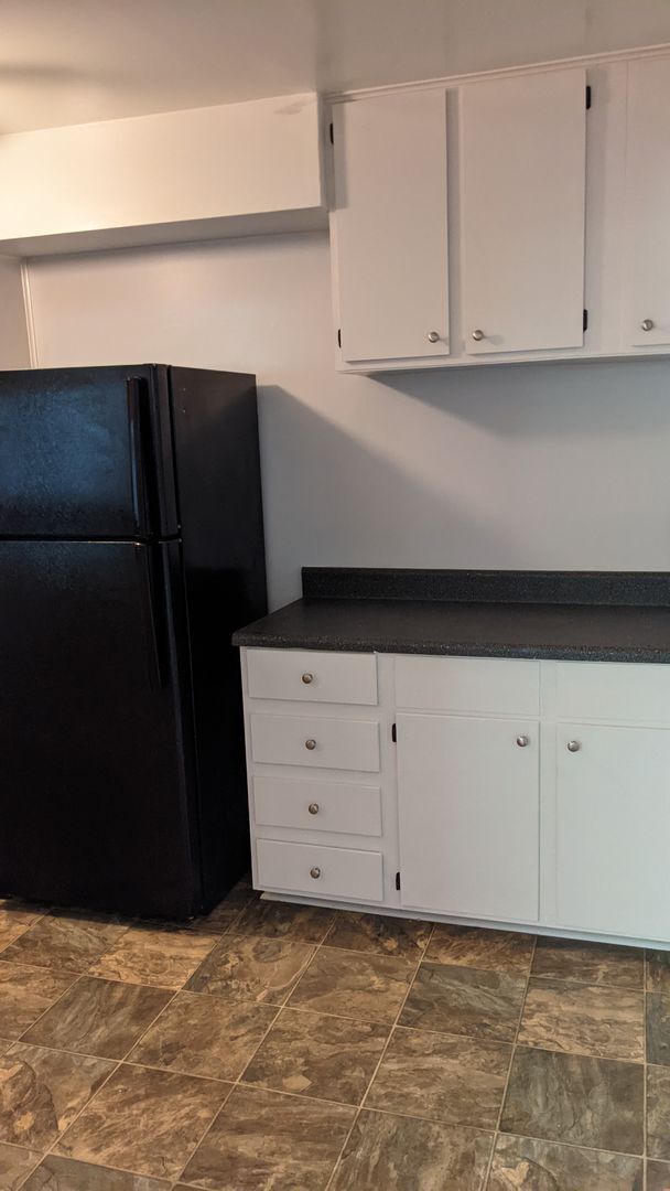 Building Photo - Walking distance to the Gulch & Music row!