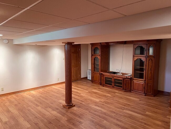 Building Photo - 11401 W Grange Hall Rd