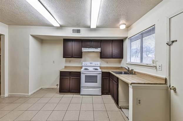 Building Photo - 19311 Lazy Valley Dr