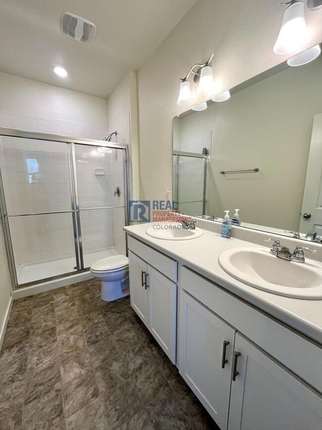 Building Photo - 10176 Castor Dr