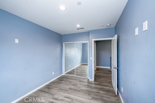 Building Photo - 6719 Vineland