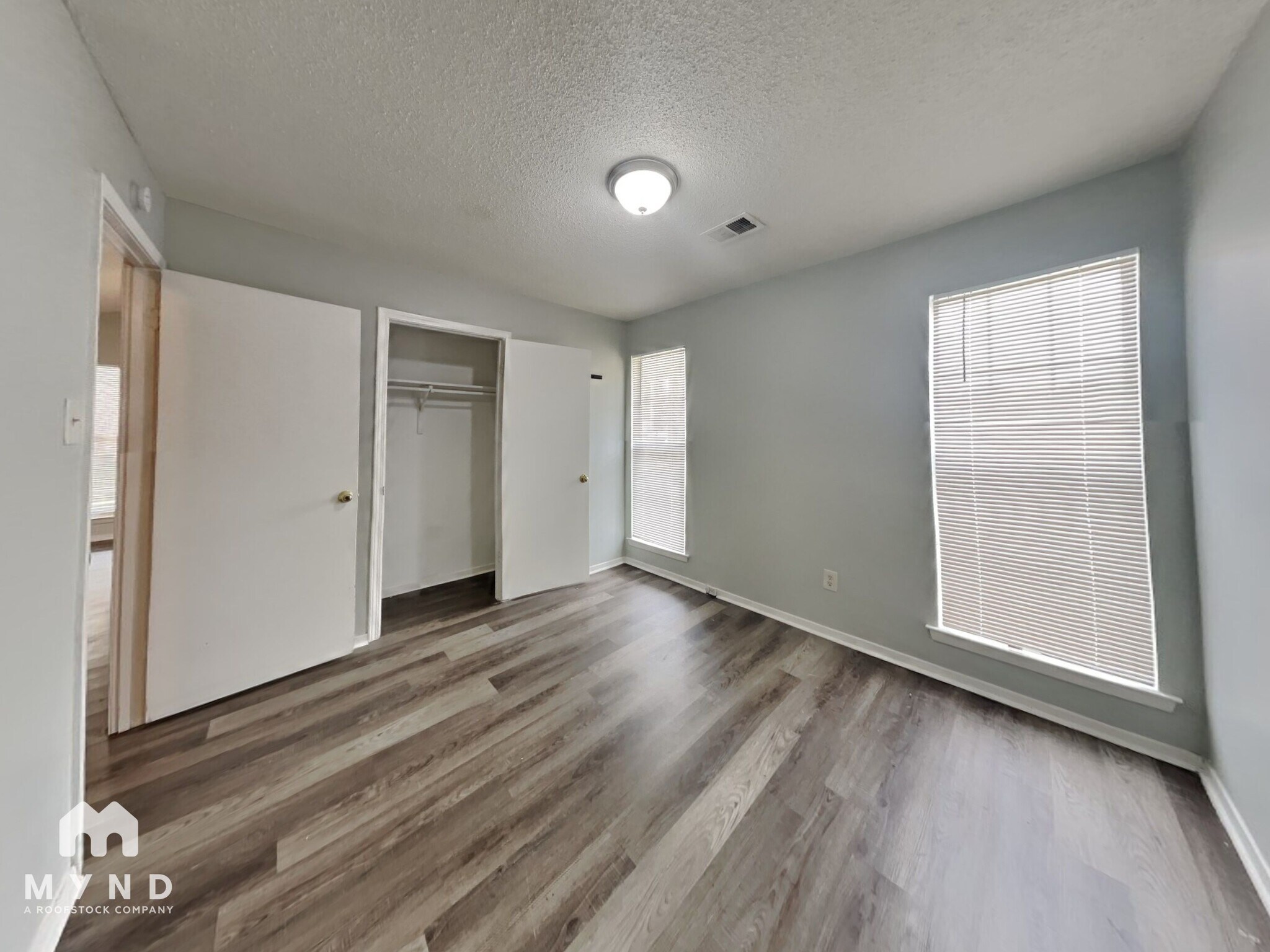 Building Photo - 3355 Carroll Dr