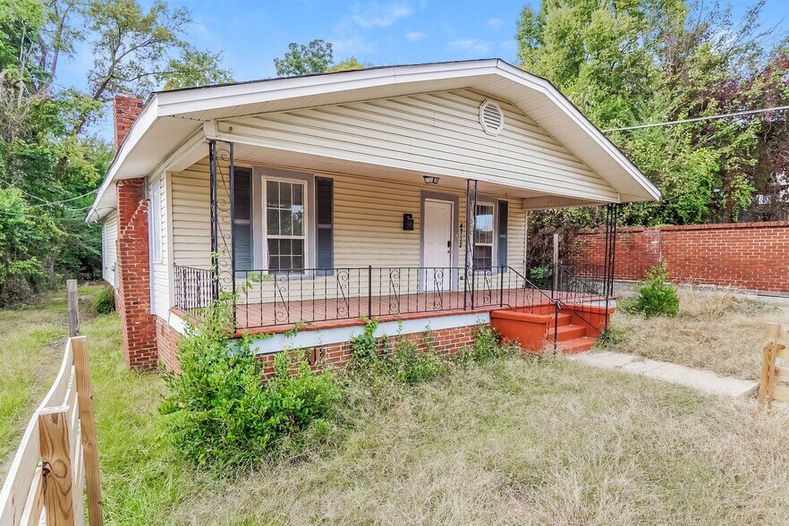 Building Photo - 4712 Terrace M