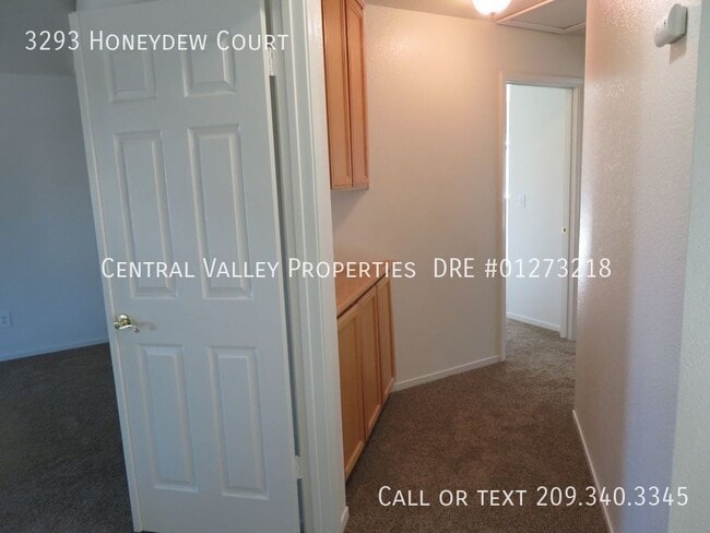 Building Photo - 3293 Honeydew Ct