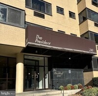 Building Photo - 2141 I St NW