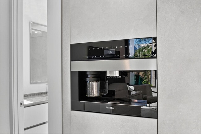 Building Photo - 204 Osceola Park Ln