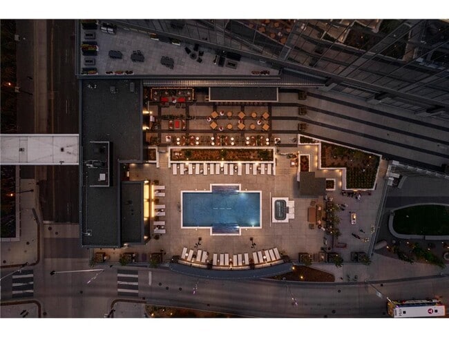 Building Photo - 255 Hennepin Ave