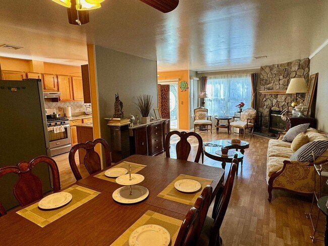 Building Photo - 2 Deer Ct Dr