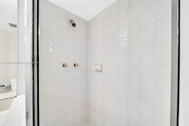 Building Photo - 6301 Collins Ave