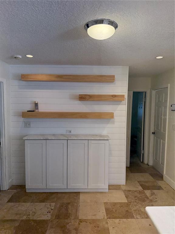 Building Photo - 417 San Sebastian Prado