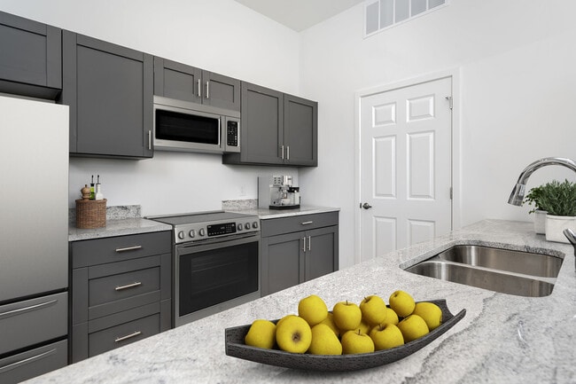 Building Photo - The Flats at Powell