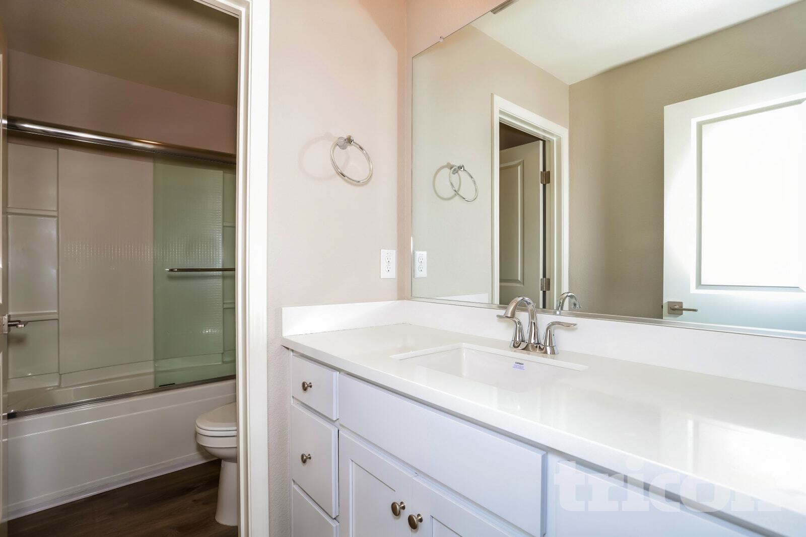 Building Photo - 2076 Comstock Ln