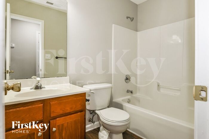 Building Photo - 5223 Possum Trot Ln