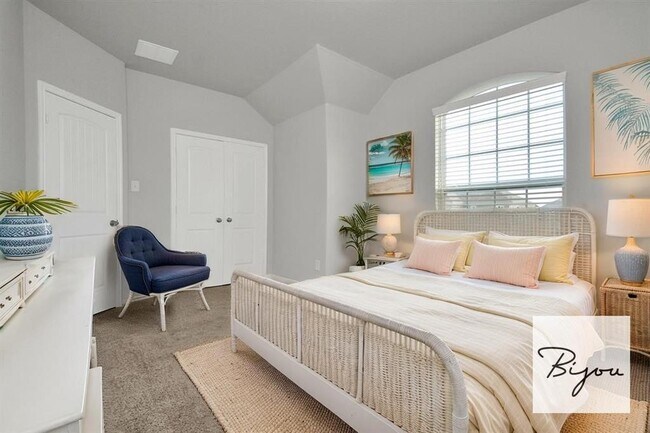 Building Photo - 24814 Puccini Pl