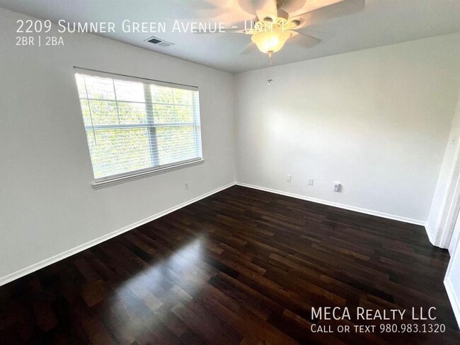 Building Photo - 2209 Sumner Green Ave