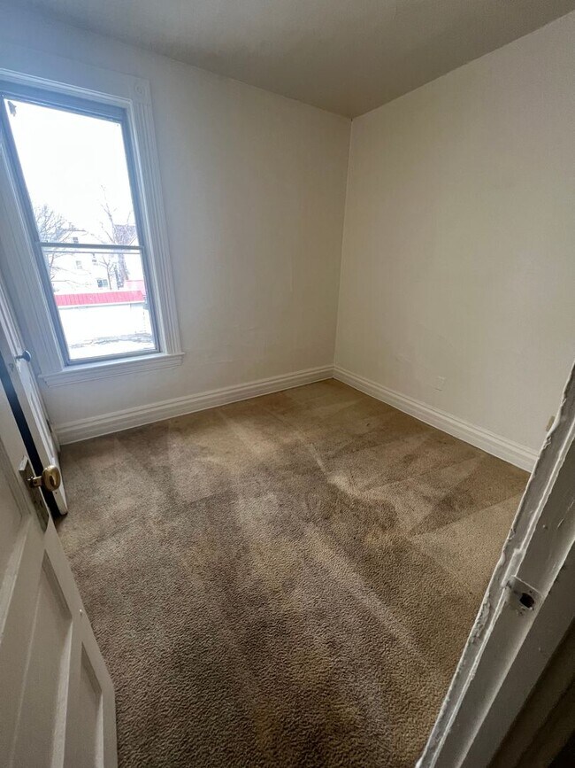 Building Photo - 822-24 WALLACE