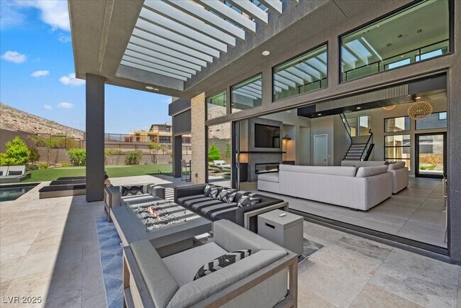 Building Photo - 10950 Earth Hues Ct