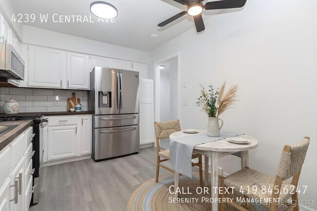 Building Photo - 4239 Central Ave